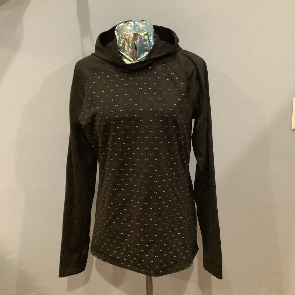 Hooded Running Performance Shirt. Size L